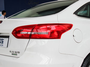 2015 EcoBoost 180 ԄŞ ^