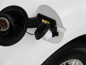 2015 EcoBoost 180 ԄŞ ^