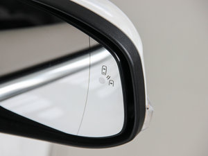 2015 EcoBoost 180 ԄŞ ^