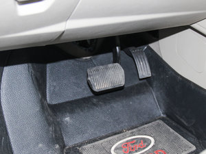 2015 EcoBoost 180 ԄŞ g