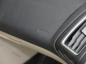 2015 EcoBoost 180 ԄŞ g