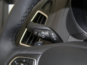 2015 EcoBoost 180 ԄŞ п؅^