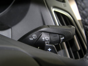 2015 EcoBoost 180 ԄŞ п؅^