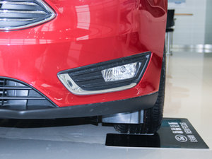 2015 EcoBoost 180 Ԅ(dng)Ӣ ǰF