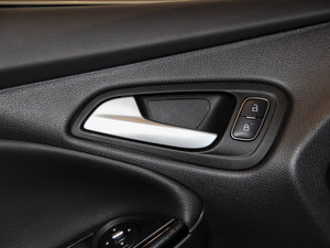 2015 EcoBoost 180 ԄӾӢ g