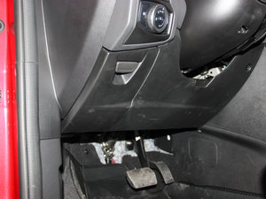 2015 EcoBoost 180 ԄӾӢ п؅^