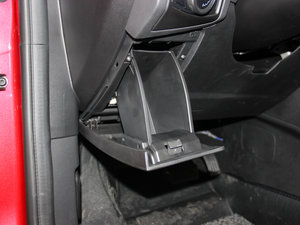 2015 EcoBoost 180 ԄӾӢ п؅^