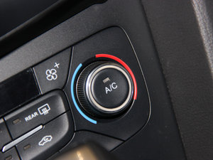 2015 EcoBoost 180 ԄӾӢ п؅^