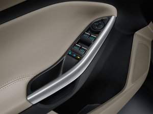 2015 EcoBoost 180 ԄŞ g