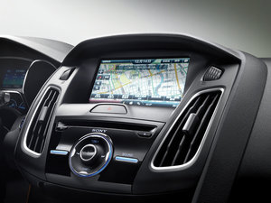 2015 EcoBoost 180 ԄŞ п؅^