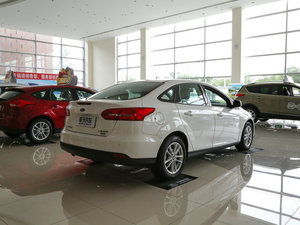 2015 EcoBoost 125 ԄӳL w^