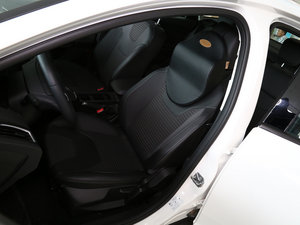 2015 EcoBoost 125 ԄӳL {