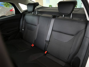 2015 EcoBoost 125 ԄӳL 