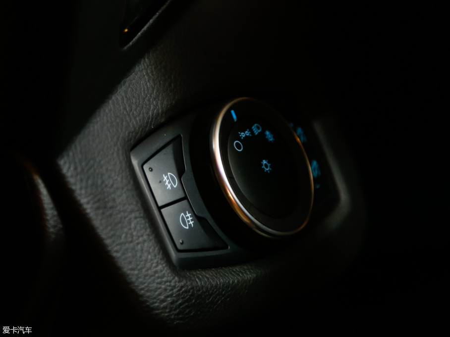 2017������ EcoBoost 245 ����\����