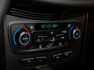 2017EcoBoost 245 (q)\ {(dio){(dio)(ji)