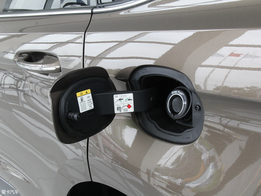 2016J EcoBoost 245 J 7