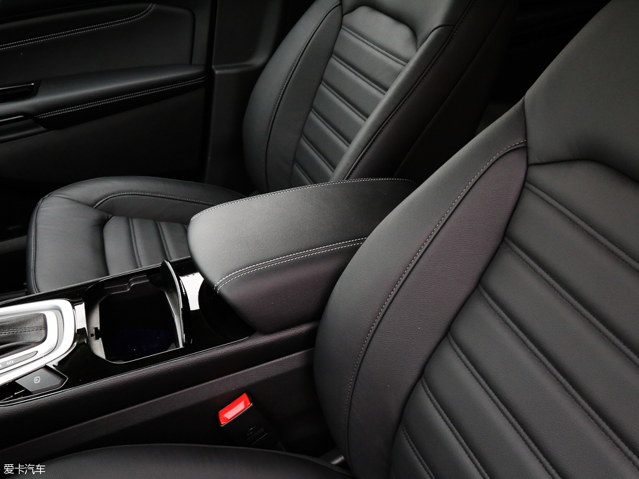 2016J EcoBoost 245 (q)J 7