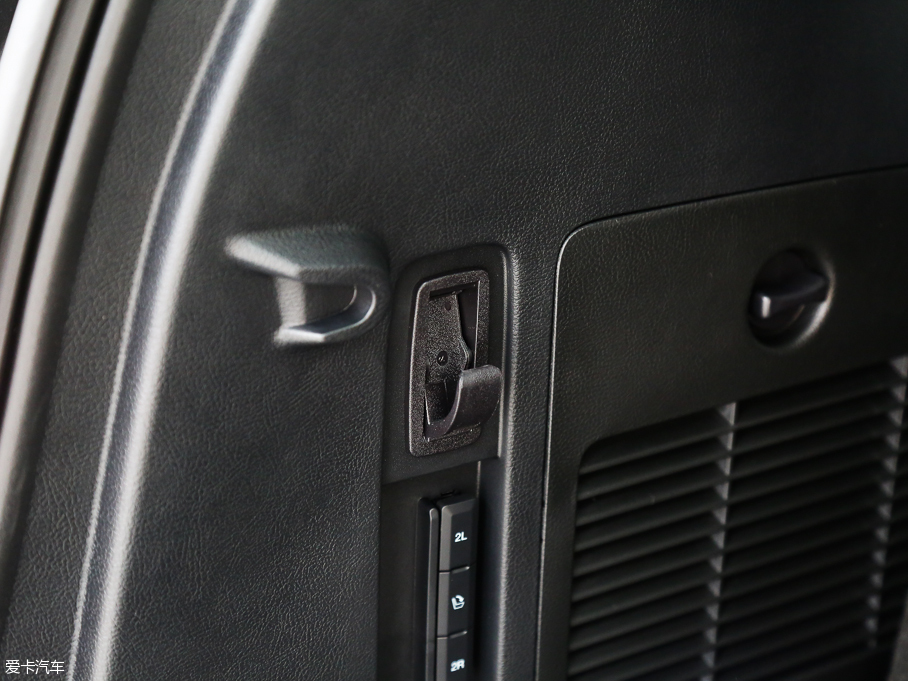 2016J EcoBoost 245 (q)J 7