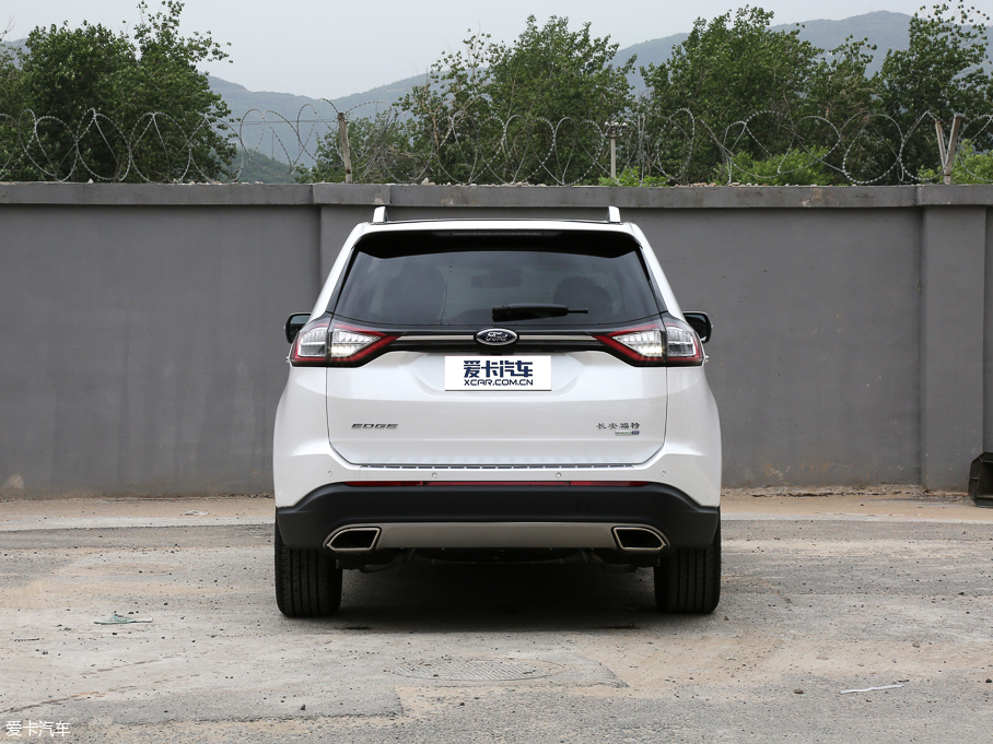 2016J EcoBoost 245 J 7