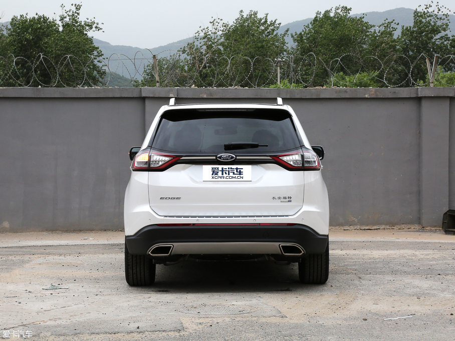 2016J EcoBoost 245 J 7