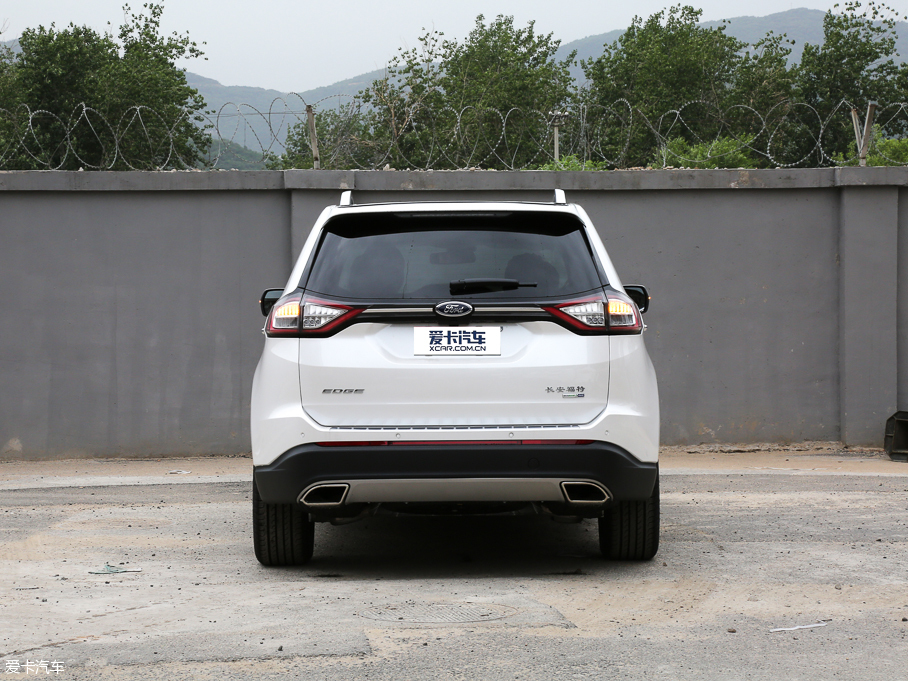 2016J EcoBoost 245 J 7