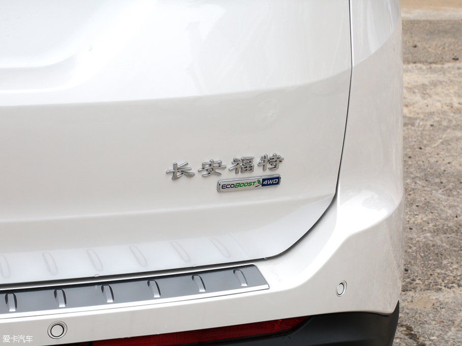 2016J EcoBoost 245 J 7