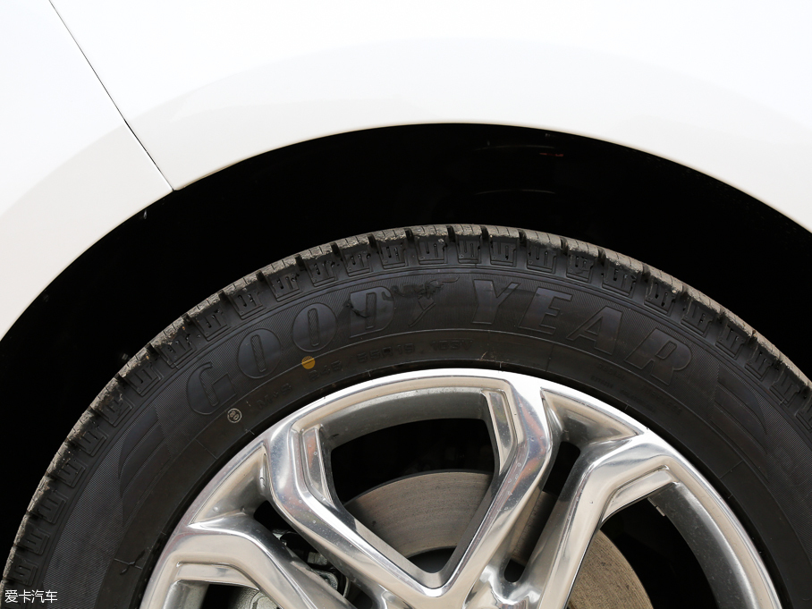 2016J EcoBoost 245 J 7