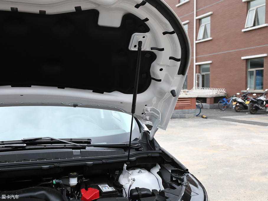 2016J EcoBoost 245 J 7