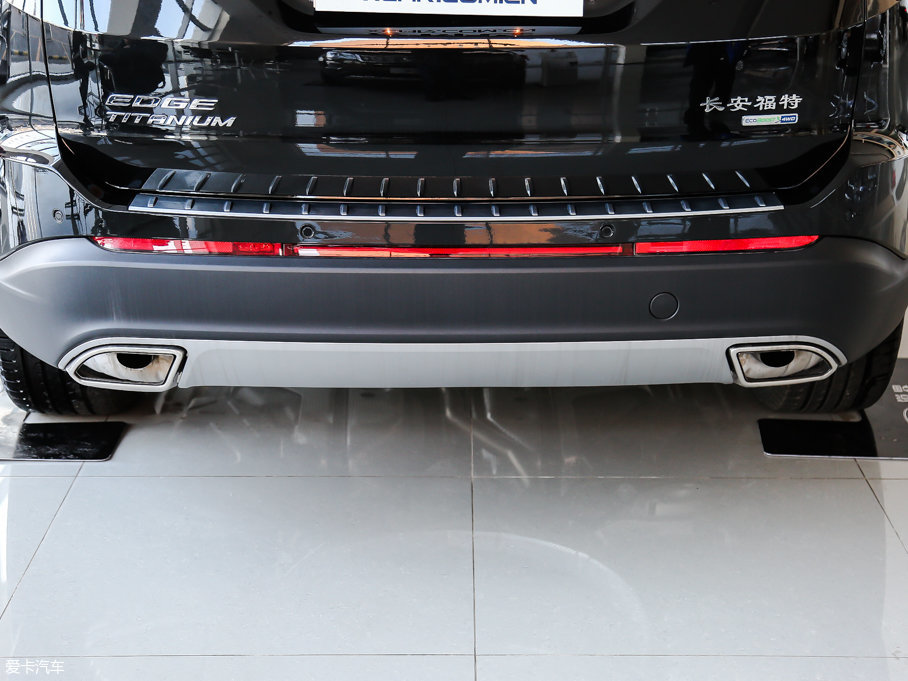 2016J EcoBoost 245 J 7