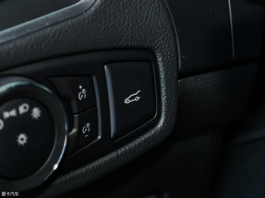 2016J EcoBoost 245 (q)J 7