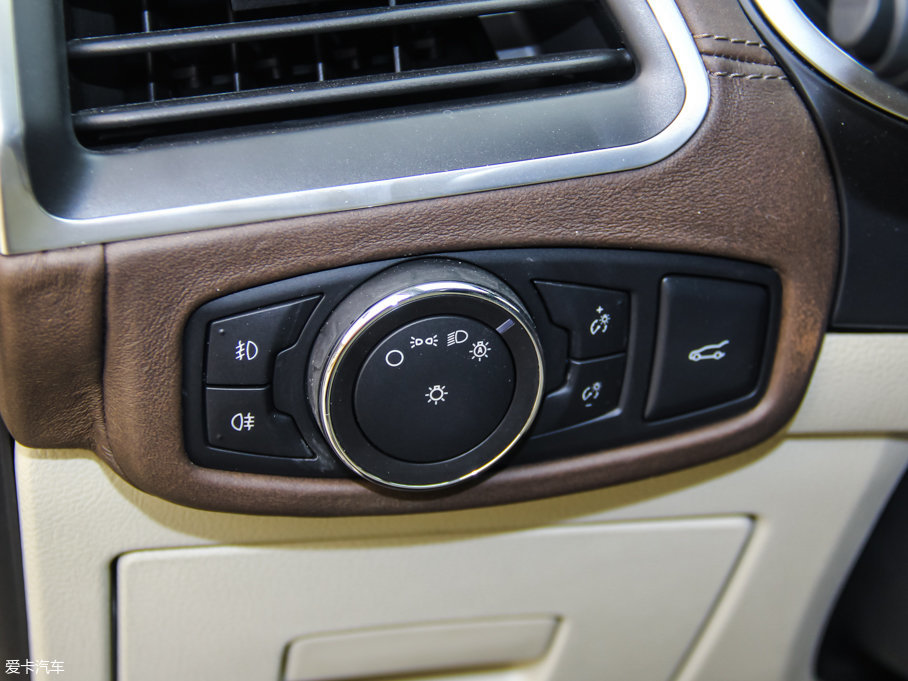 2016J EcoBoost 245 Ş 7