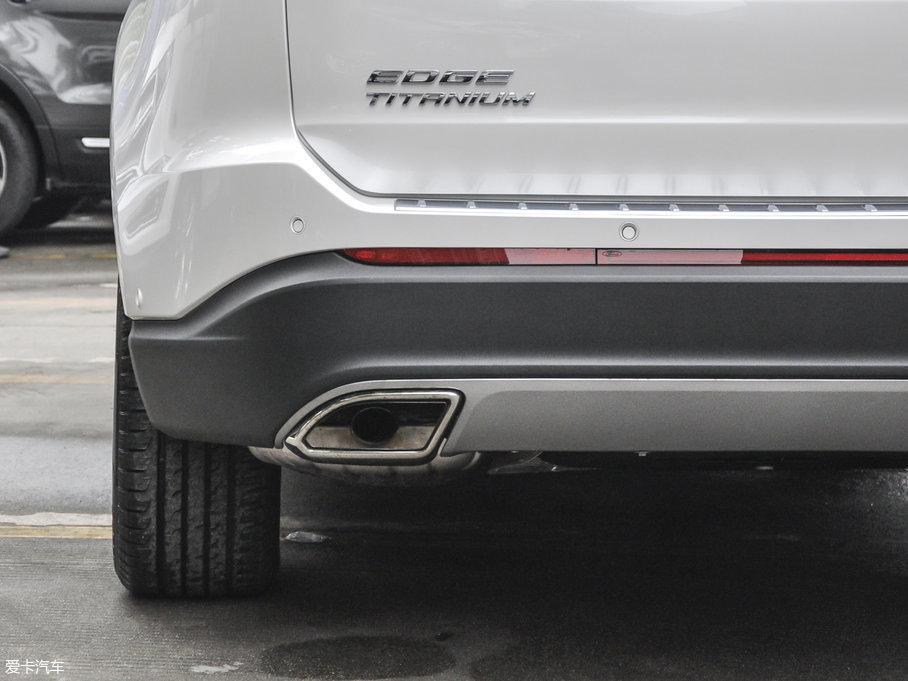 2016J EcoBoost 245 J 7