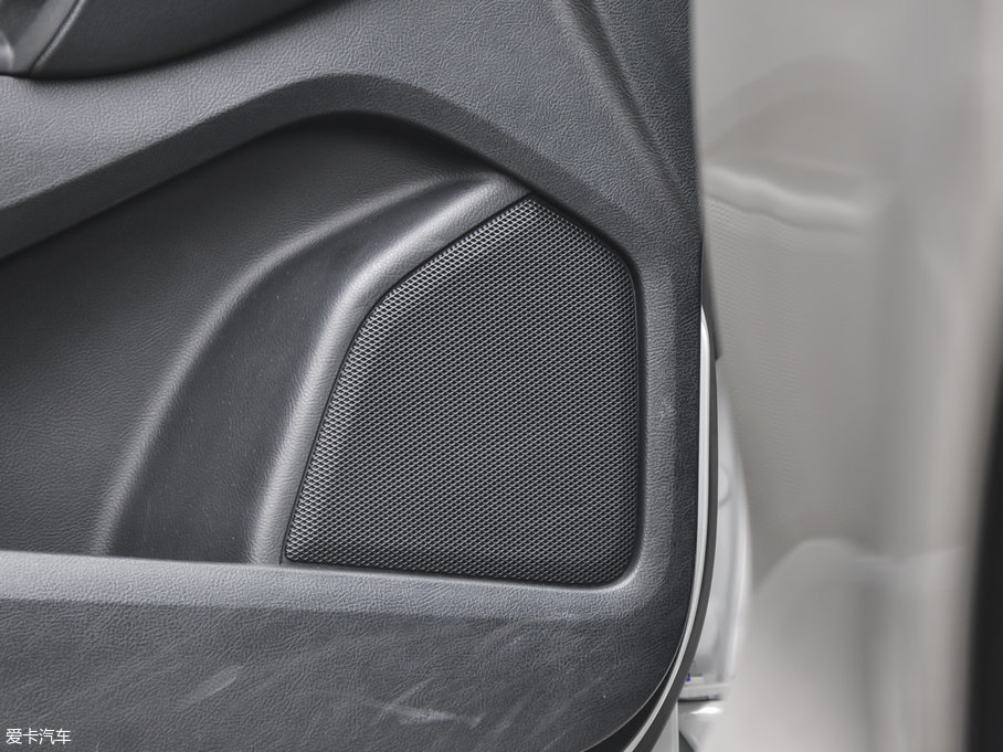 2016J EcoBoost 245 J 7