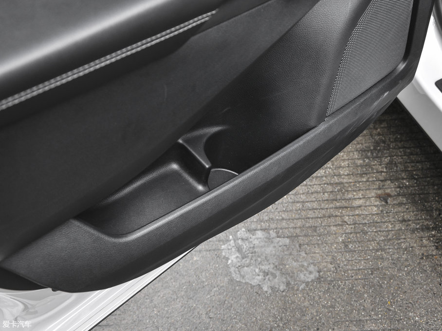 2016J EcoBoost 245 J 7