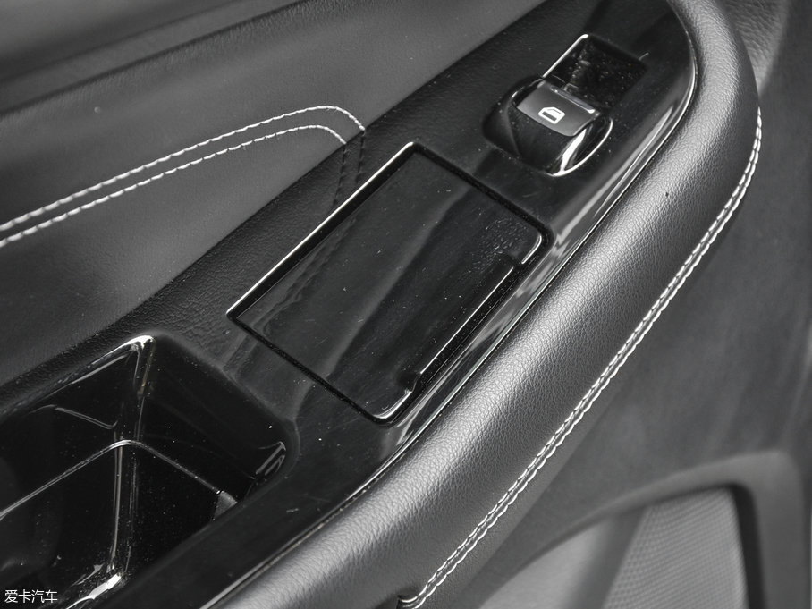 2016J EcoBoost 245 (q)J 7