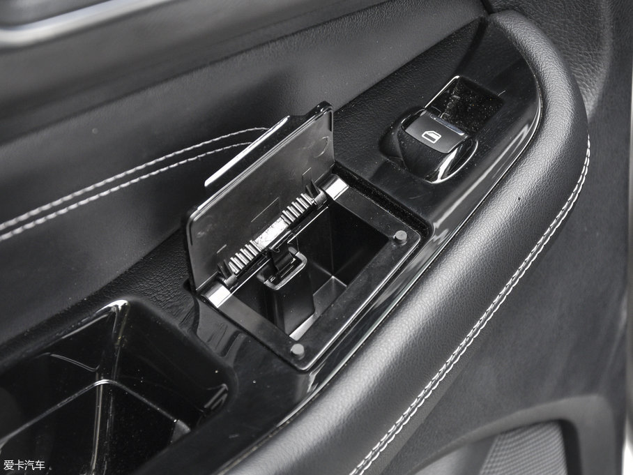 2016J EcoBoost 245 J 7