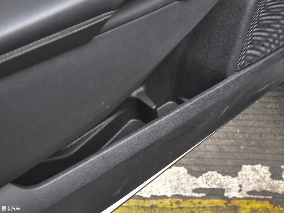 2016J EcoBoost 245 J 7