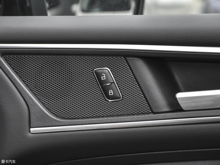 2016J EcoBoost 245 J 7