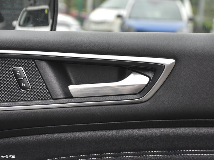 2016J EcoBoost 245 J 7