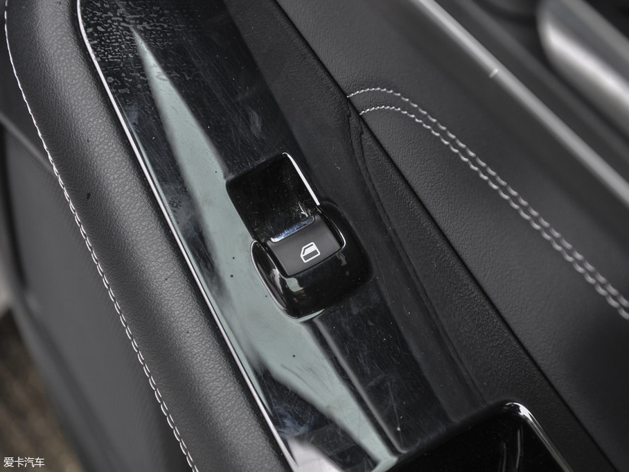 2016J EcoBoost 245 J 7