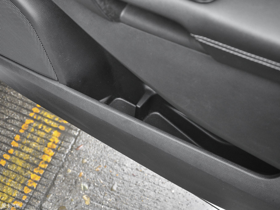 2016J EcoBoost 245 (q)J 7