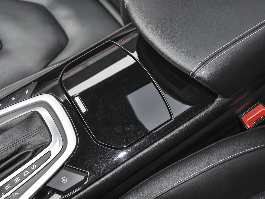 2016J EcoBoost 245 J 7