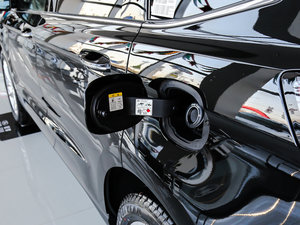 2016EcoBoost 245 (q)J 7 w