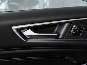 2016EcoBoost 245 (q)J 7 g