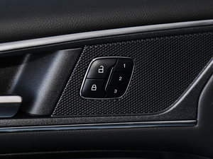 2016EcoBoost 245 (q)J 7 g