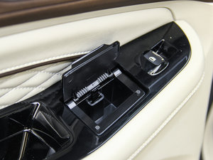 2016EcoBoost 245 (q)Ş 7 g