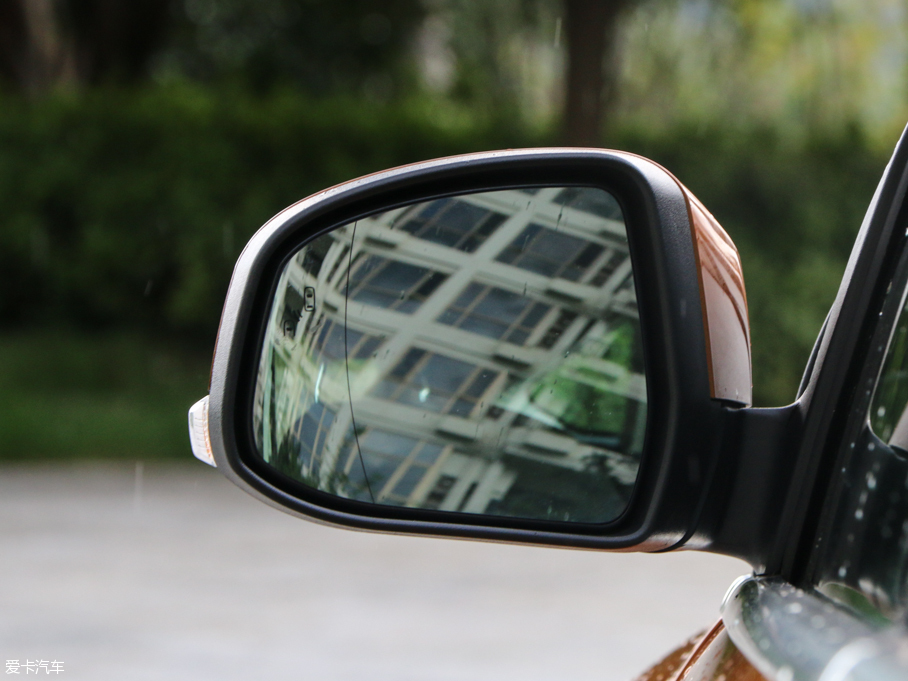 2017˹ Ɏ EcoBoost 180 Ԅ\