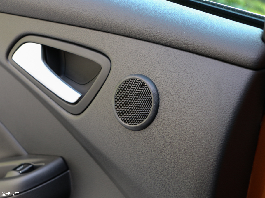 2017˹ Ɏ EcoBoost 180 Ԅ\