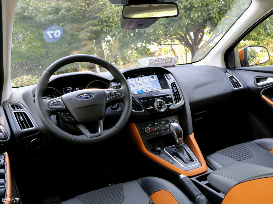 2017˹ Ɏ EcoBoost 180 Ԅ\