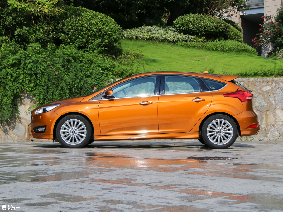 2017˹ Ɏ EcoBoost 180 Ԅ\(yn)